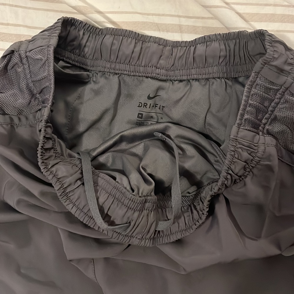 Nike Running Shorts - Picture 5 of 5